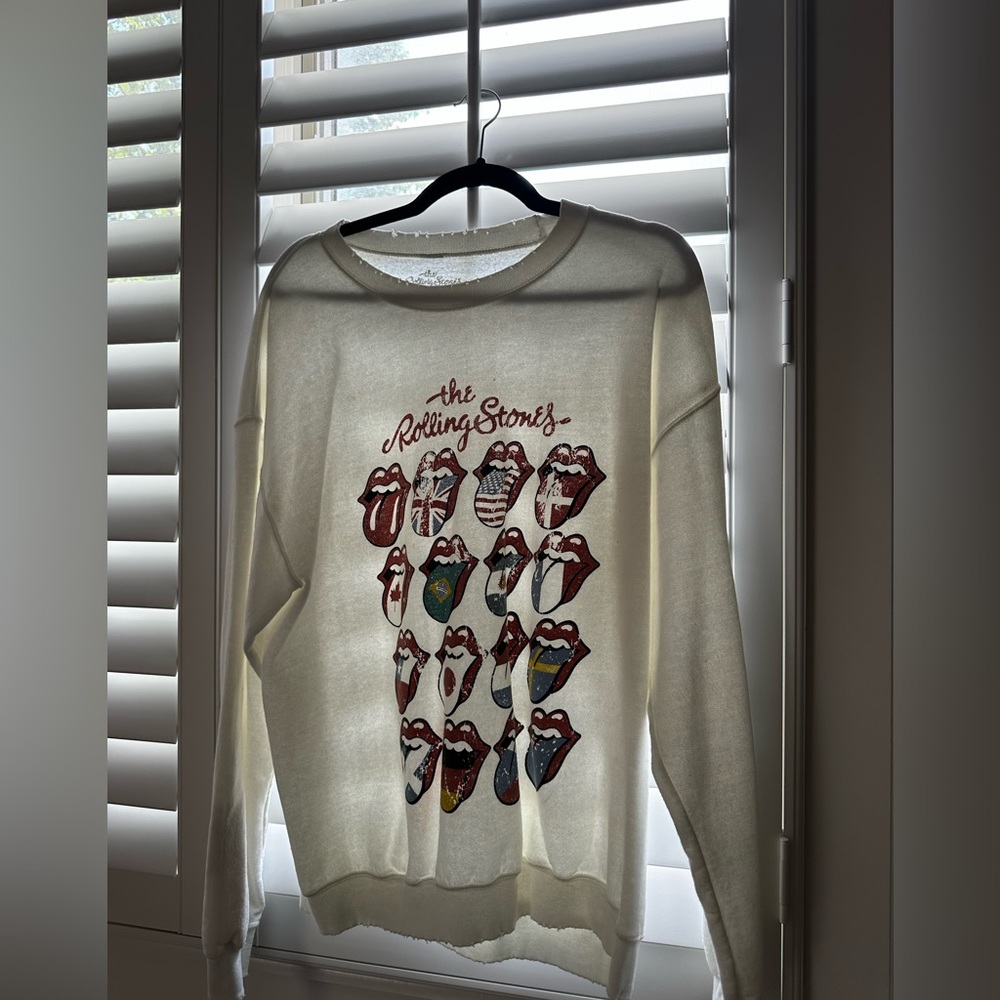 Freepeople Rolling Stones Crewneck! So So So So Comfortable!!!